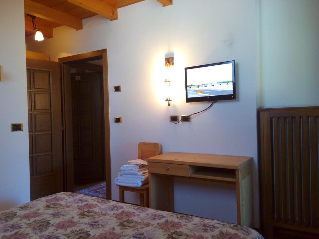 קאבאלס B&B Casa Bazzanella מראה חיצוני תמונה